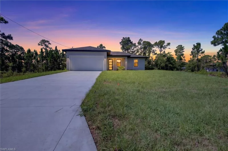 LEHIGH ACRES