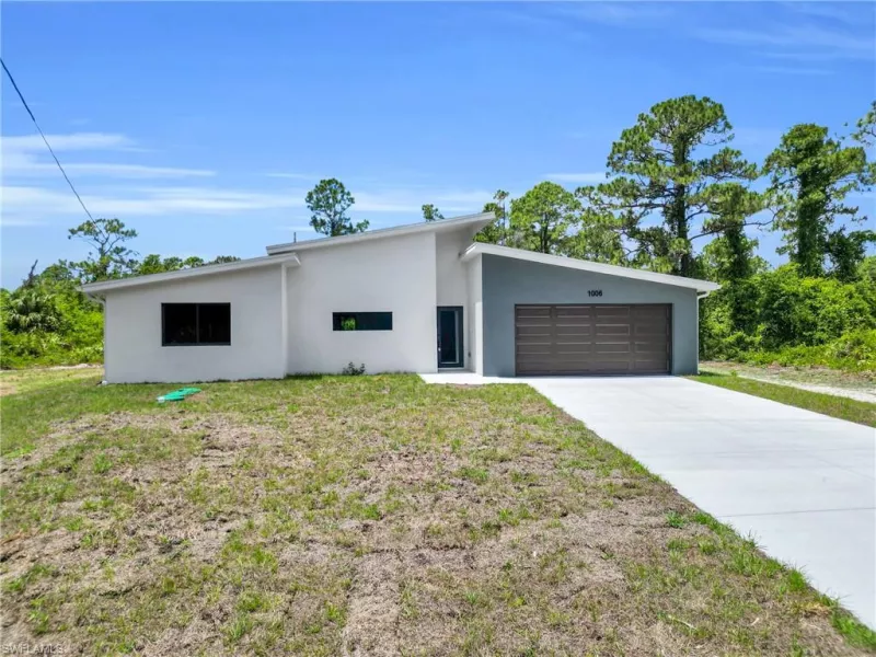 LEHIGH ACRES