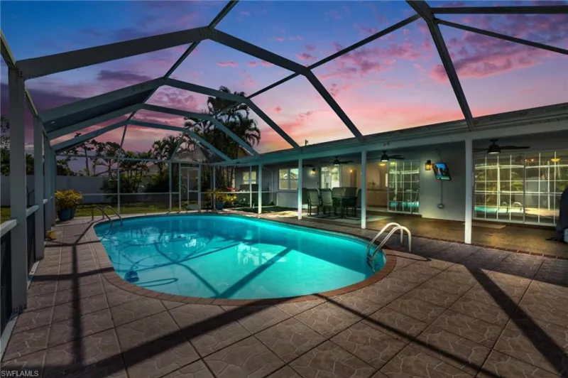 CAPE CORAL