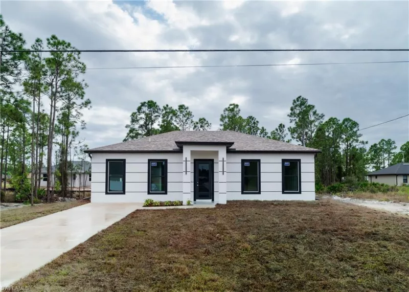 LEHIGH ACRES