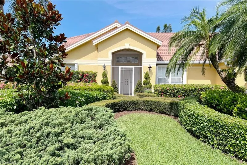 BONITA SPRINGS