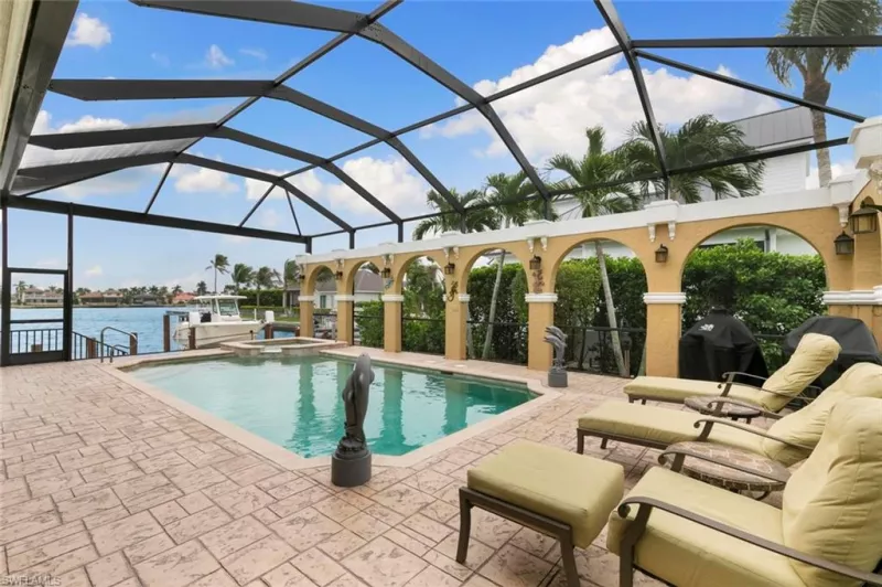 MARCO ISLAND