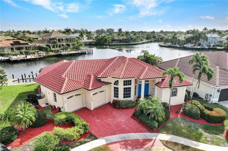 MARCO ISLAND