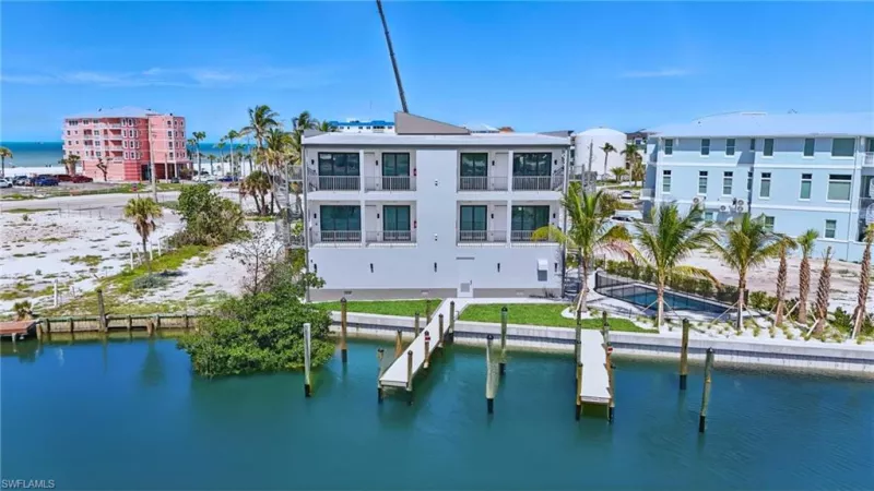 FORT MYERS BEACH