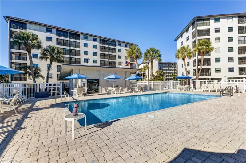 FORT MYERS BEACH