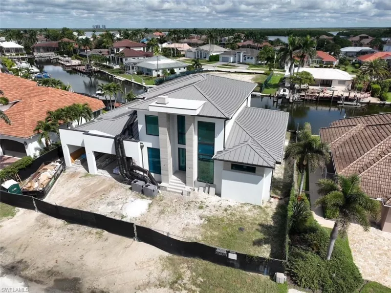 MARCO ISLAND