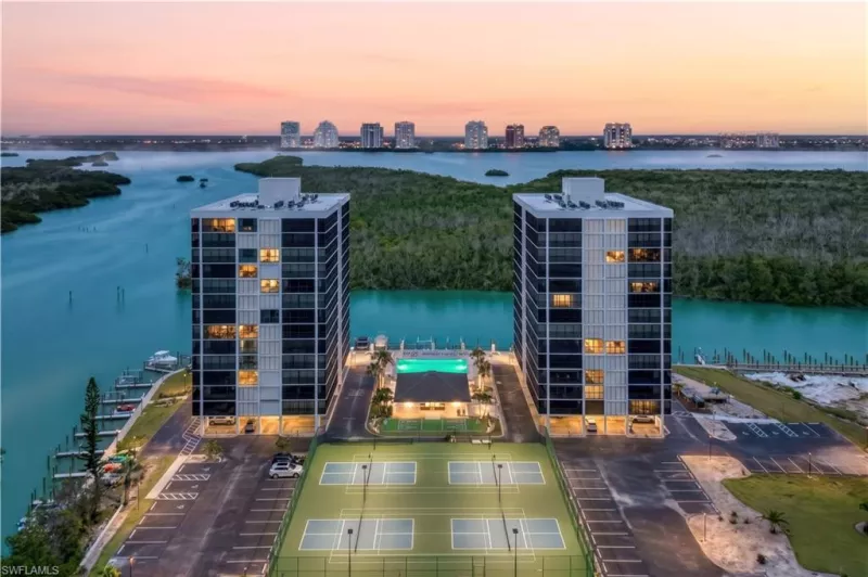 BONITA SPRINGS
