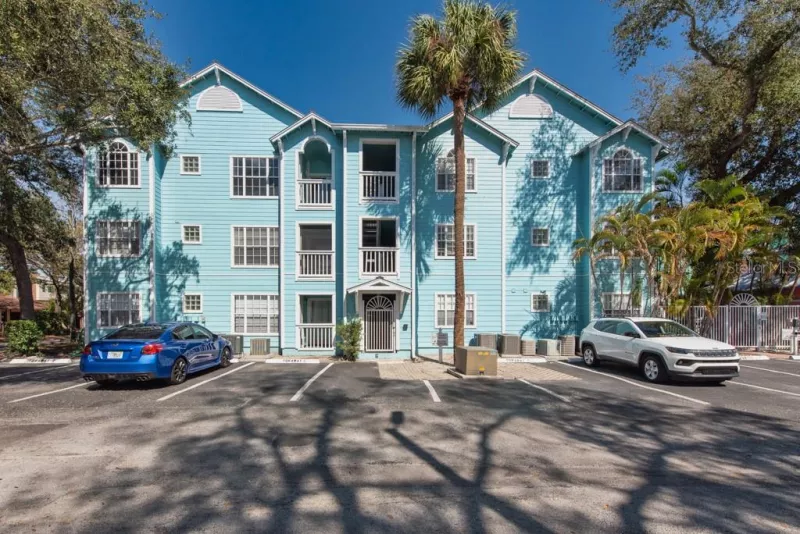 TAMPA