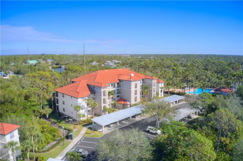 ESTERO