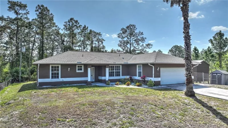 LEHIGH ACRES