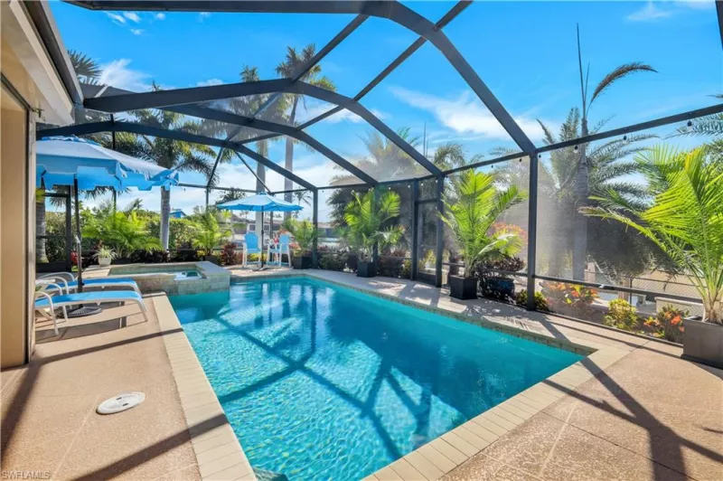 MARCO ISLAND