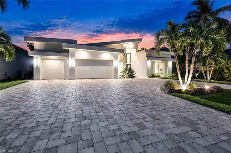 CAPE CORAL