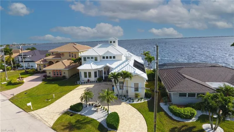 CAPE CORAL
