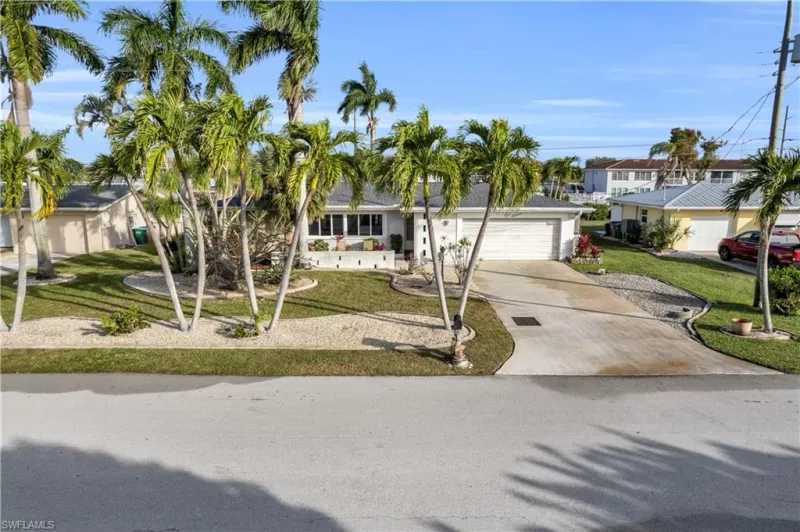 CAPE CORAL