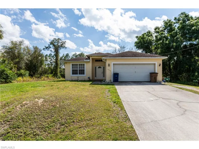 LEHIGH ACRES