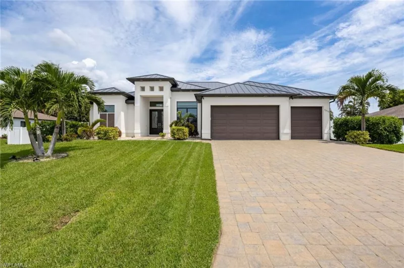 CAPE CORAL