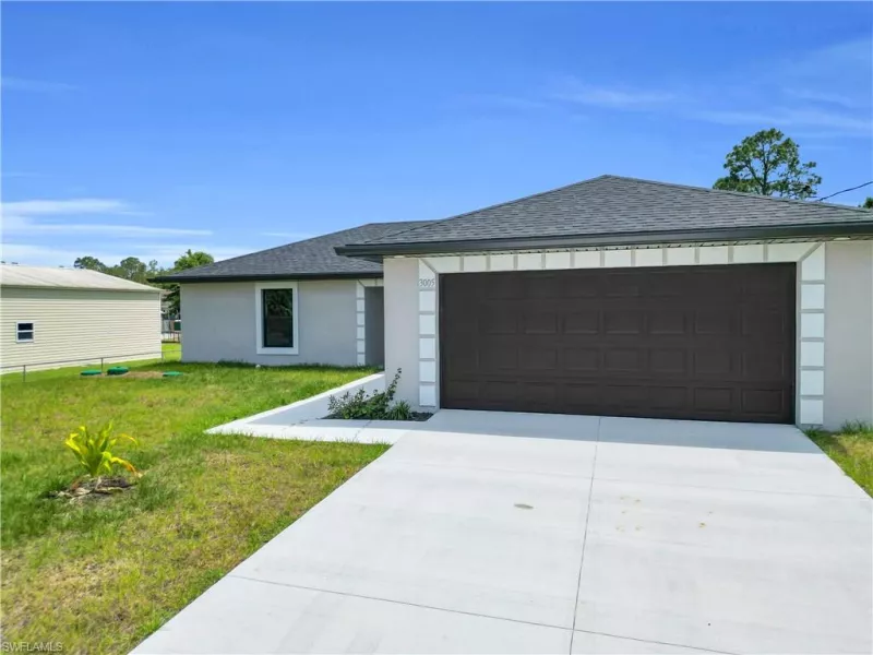 LEHIGH ACRES