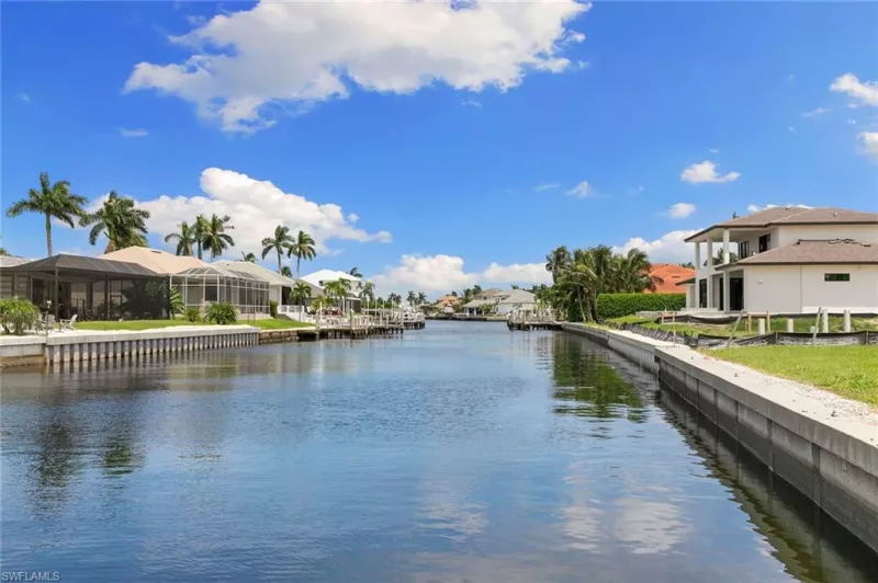 MARCO ISLAND