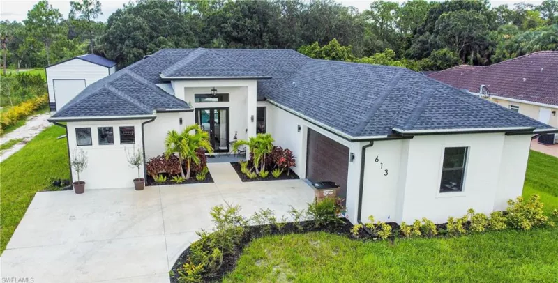 LEHIGH ACRES