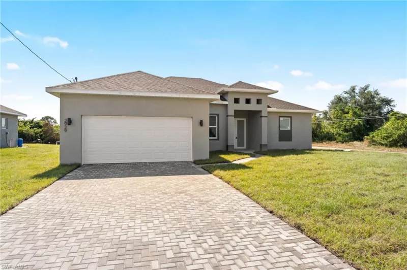 LEHIGH ACRES