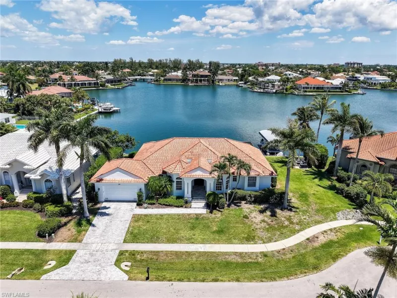 MARCO ISLAND
