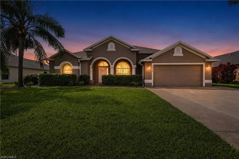 LEHIGH ACRES