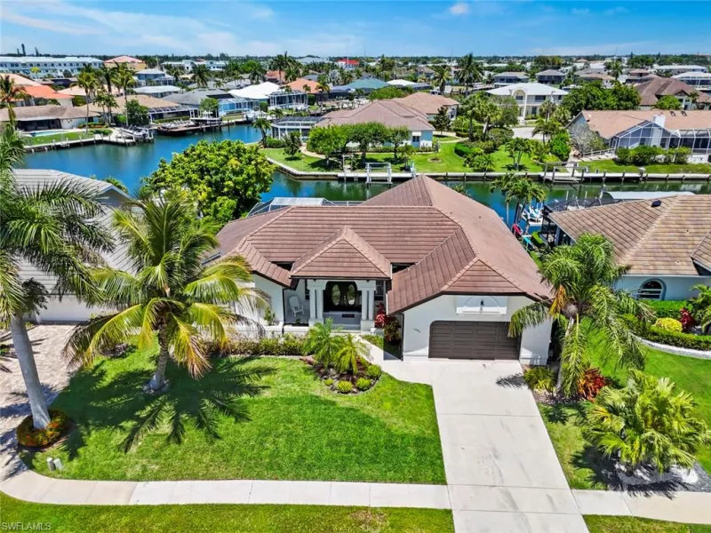 MARCO ISLAND