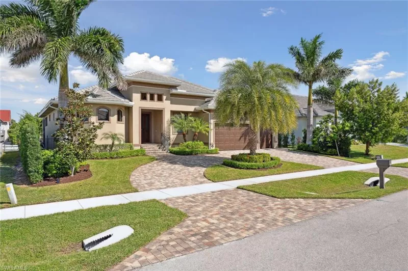 MARCO ISLAND