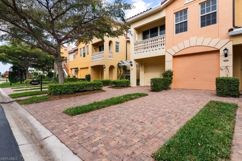 ESTERO