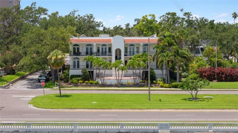 TAMPA
