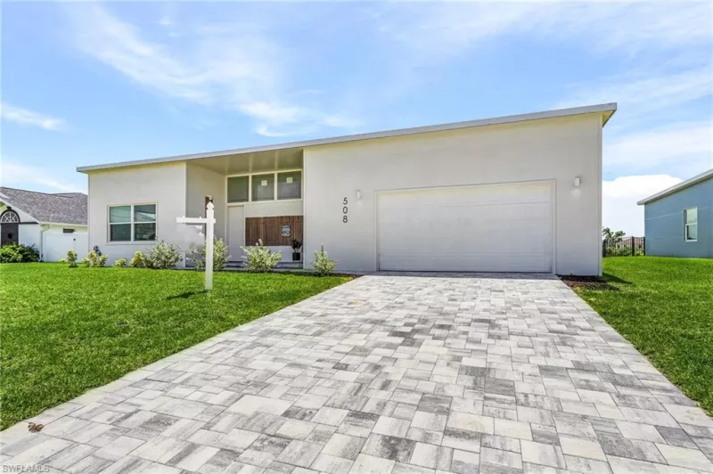 CAPE CORAL