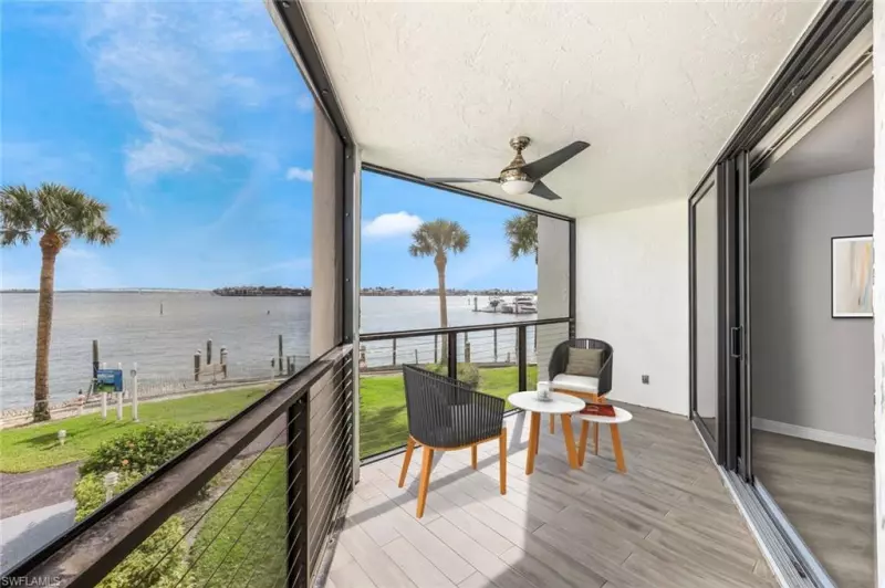 MARCO ISLAND