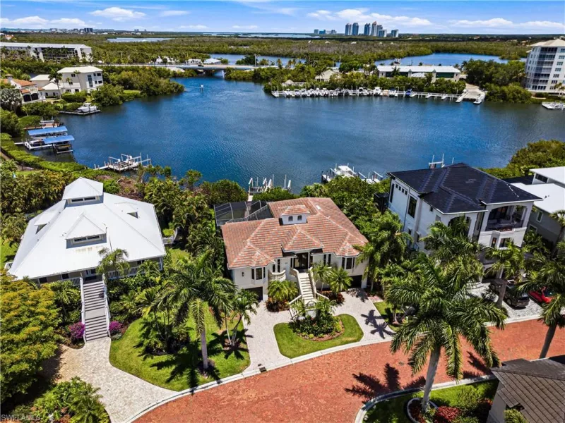 BONITA SPRINGS