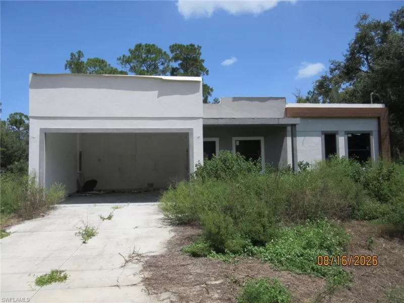 LEHIGH ACRES