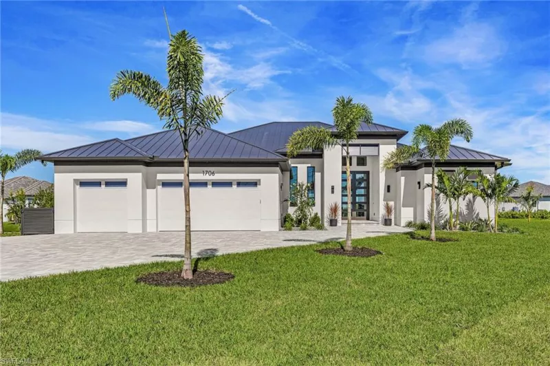 CAPE CORAL