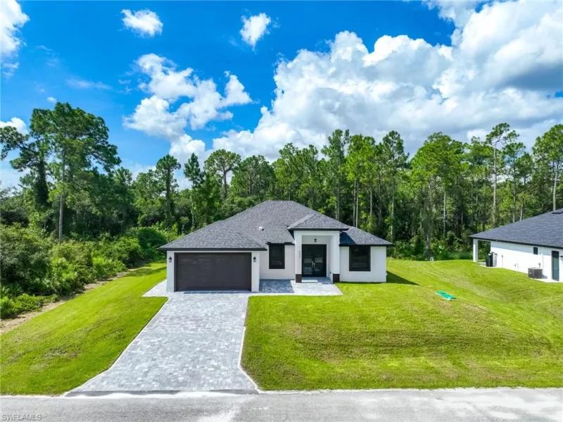 LEHIGH ACRES