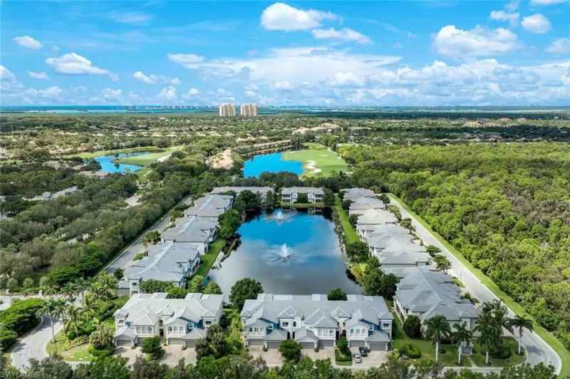 ESTERO