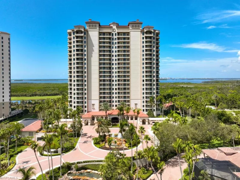 ESTERO