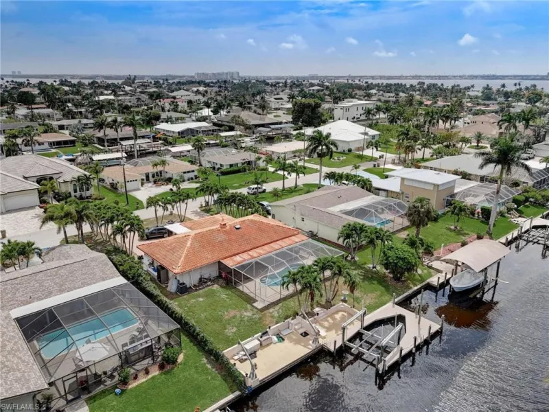 CAPE CORAL