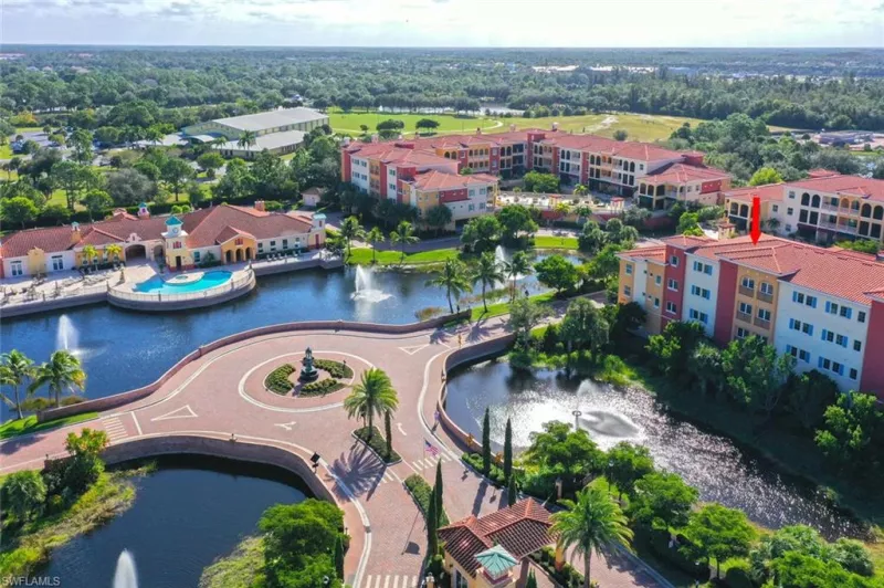 ESTERO