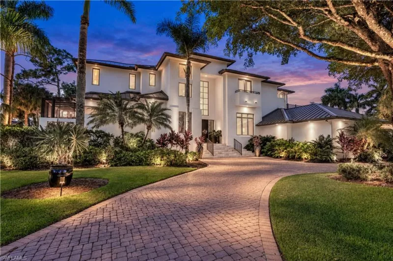 BONITA SPRINGS