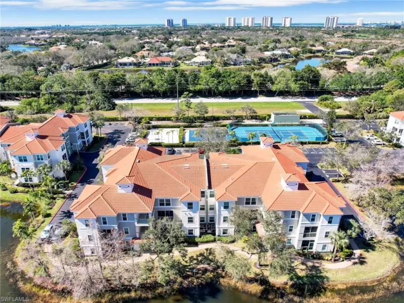ESTERO