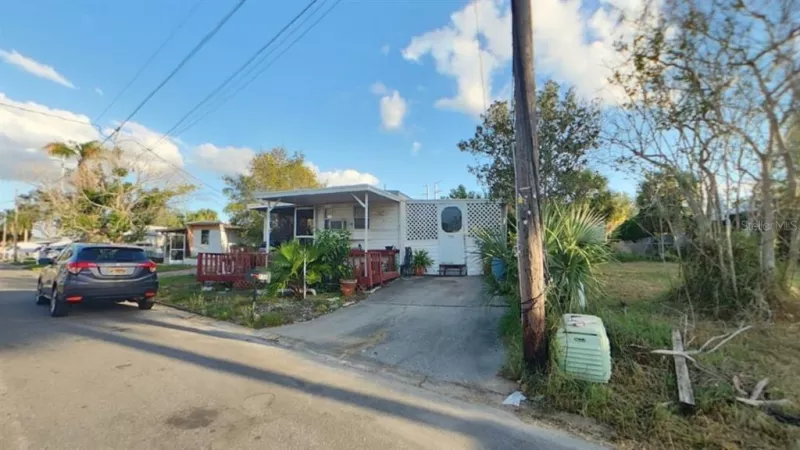 TARPON SPRINGS