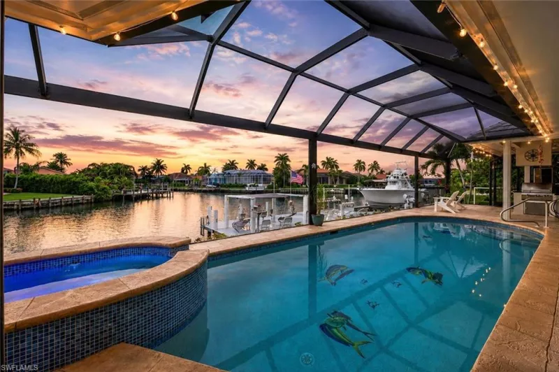 MARCO ISLAND