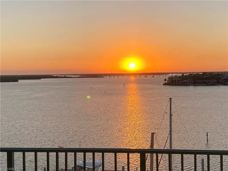 MARCO ISLAND