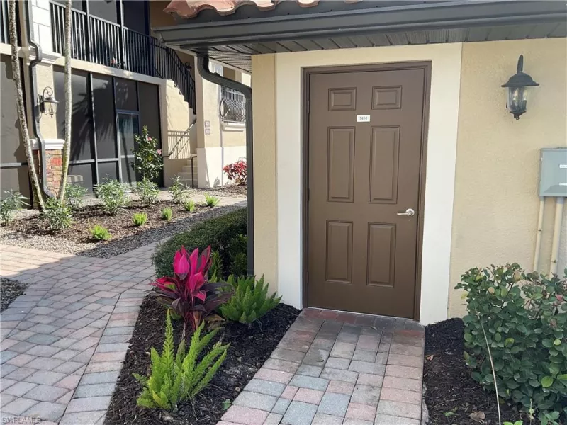 BONITA SPRINGS