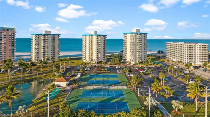 FORT MYERS BEACH