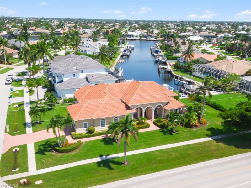MARCO ISLAND