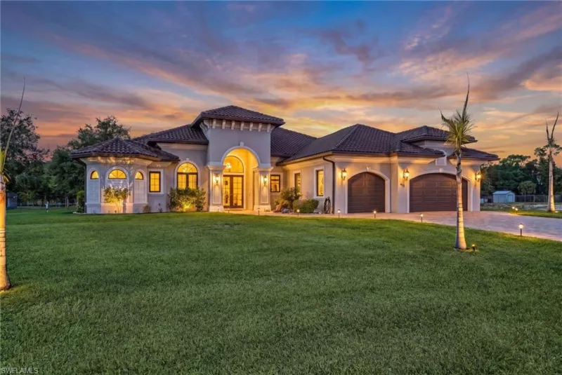 LEHIGH ACRES