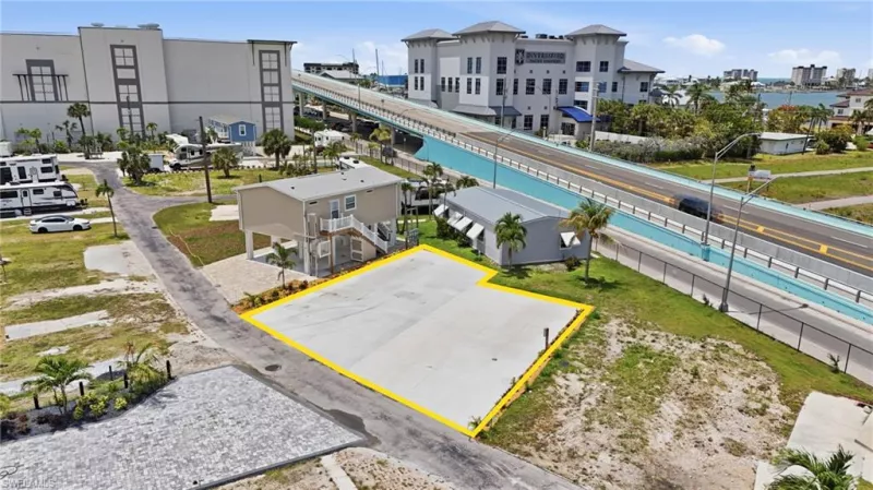 FORT MYERS BEACH